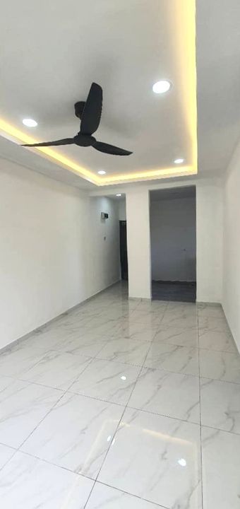 Pasir Gudang Rumah Pangsa Air Biru Low Cost Flat Level 1 For Sale, Johor, Pasir Gudang