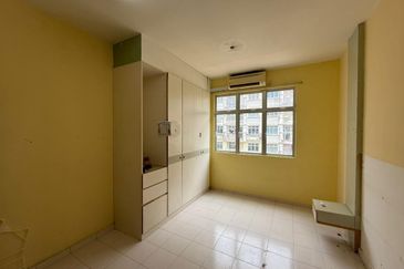 Villa Krystal, Bandar Selesa Jaya