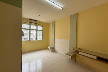 Villa Krystal, Bandar Selesa Jaya