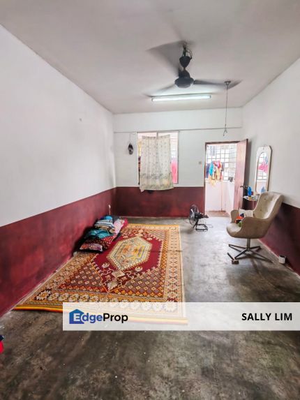 Taman Rinting Jalan Balau 16 Low Cost Flat Level 3 For Sale, Johor, Masai