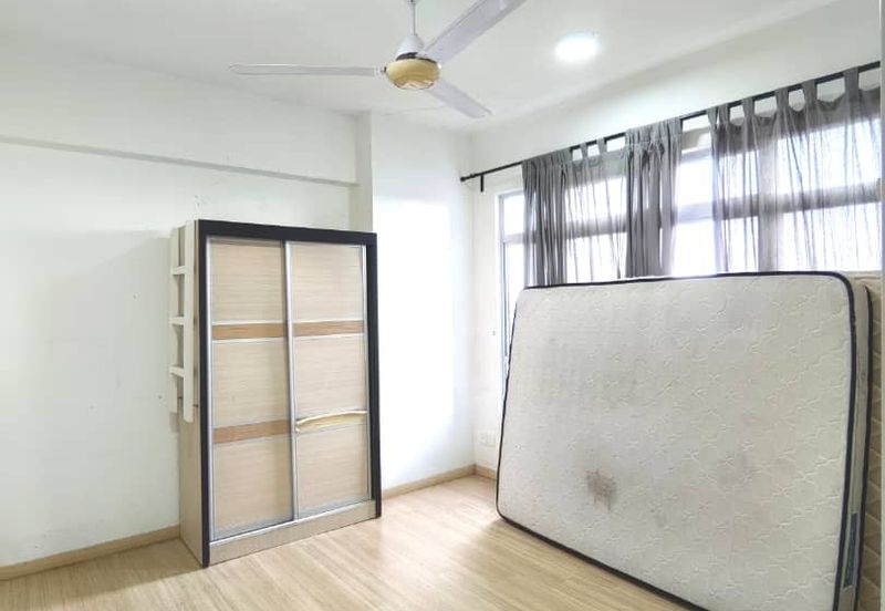 Midas Perling Apartment