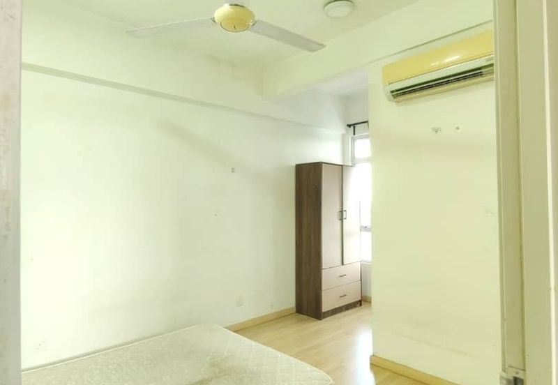 Midas Perling Apartment