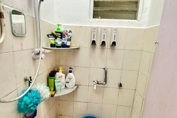 Taman Pulai Utama Flat