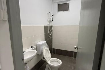 Pangsapuri Cendera Pulai Mutiara Flat For Rent (Lift / Gated & Guarded(