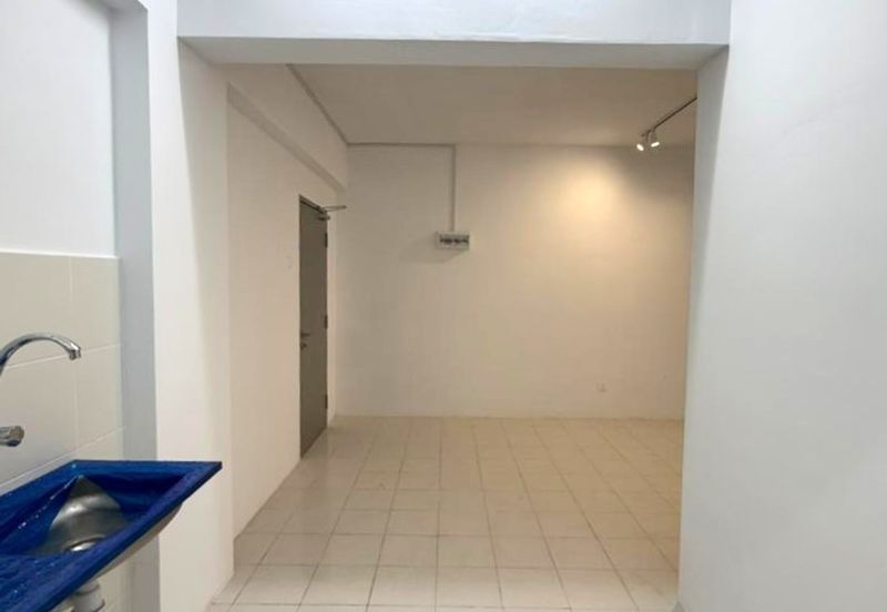 Pangsapuri Cendera Pulai Mutiara Flat For Rent (Lift / Gated & Guarded(