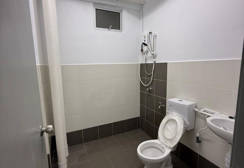 Pangsapuri Cendera Pulai Mutiara Flat For Rent (Lift / Gated & Guarded(