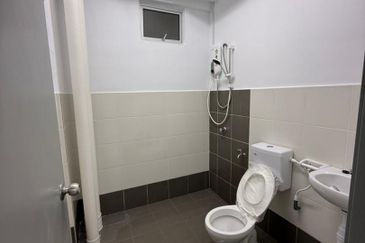 Pangsapuri Cendera Pulai Mutiara Flat For Rent (Lift / Gated & Guarded(