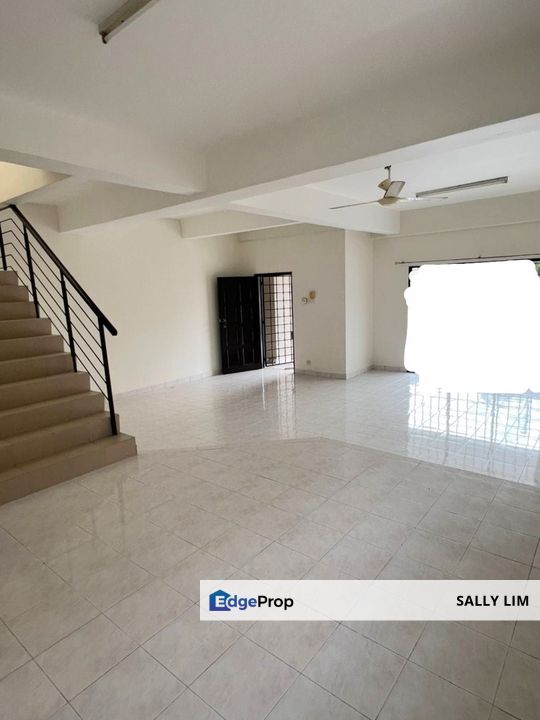 Taman Mount Austin Double Storey Good Condition 24hrs G&G, Johor, Johor Bahru