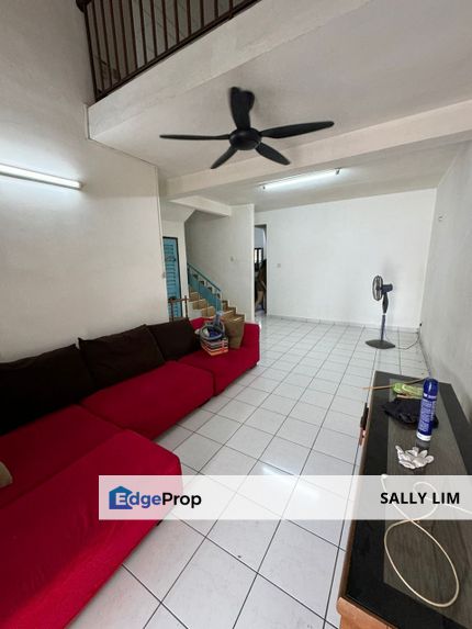 Taman Rinting Jalan Keruing 1.5 Storey Terrace House For Rent, Johor, Masai
