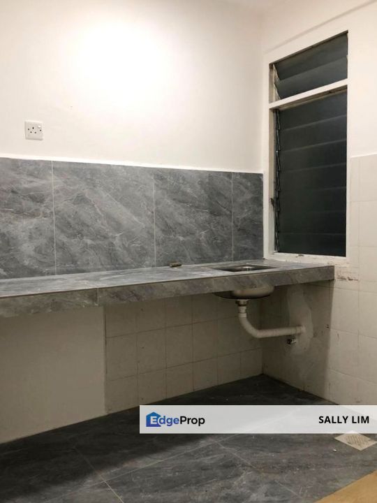 Rumah Pangsa Sri Orkid Ehsan Jaya Low Cost Flat Fully Renovated, Johor, Johor Bahru