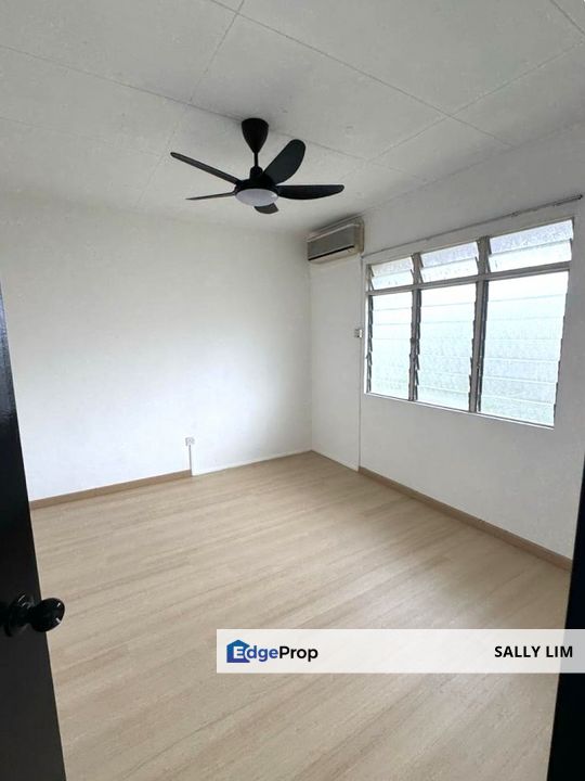 Rumah Pangsa Sri Orkid Ehsan Jaya Low Cost Flat Fully Renovated, Johor, Johor Bahru