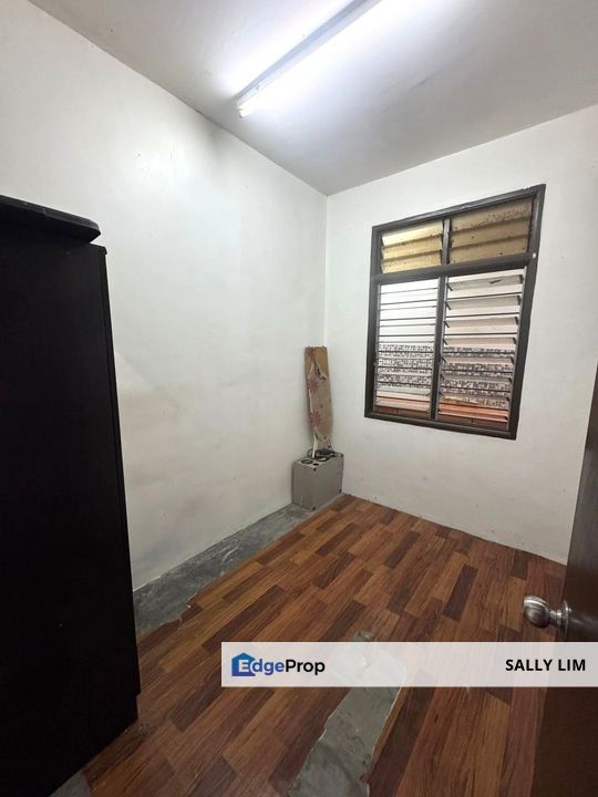 Ehsan Jaya Medium Cost Shop Apartment Level 3 For Rent / Block L, Johor, Johor Bahru