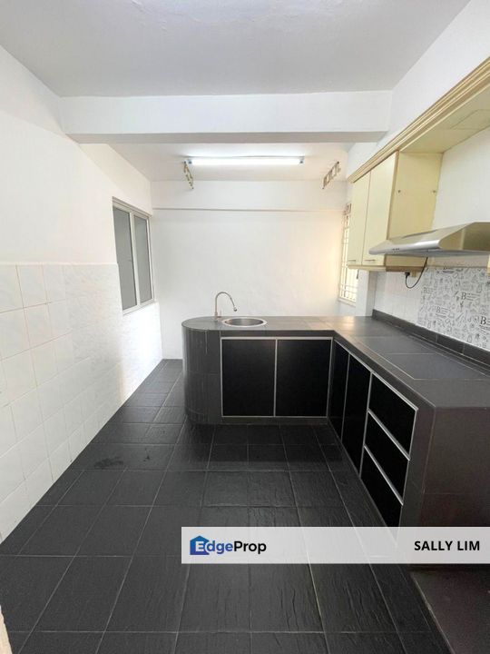 Pangsapuri Sri Intan Seri Alam Medium Cost Flat Low Floor Unit For Rent, Johor, Pasir Gudang