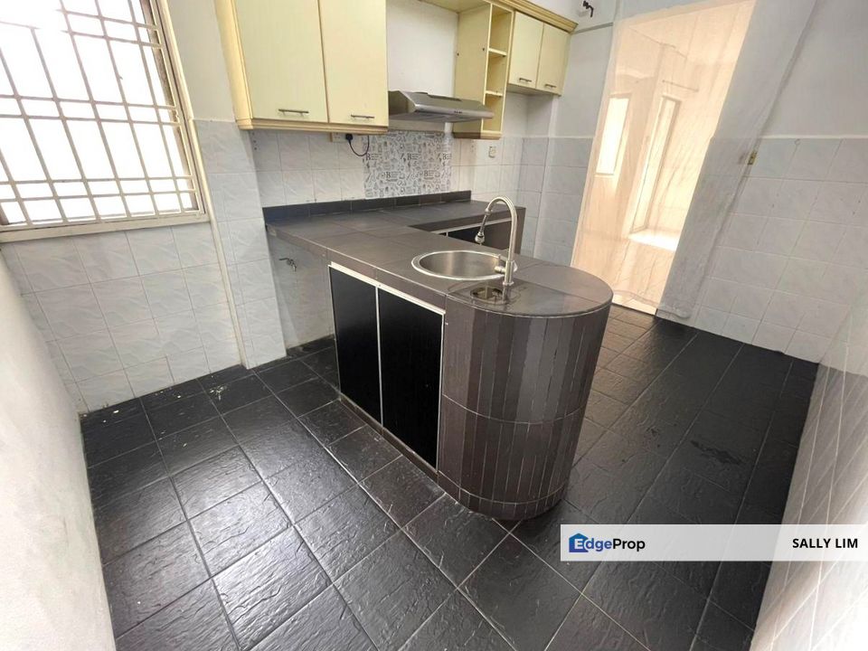 Pangsapuri Sri Intan Seri Alam Medium Cost Flat Low Floor Unit For Rent, Johor, Pasir Gudang