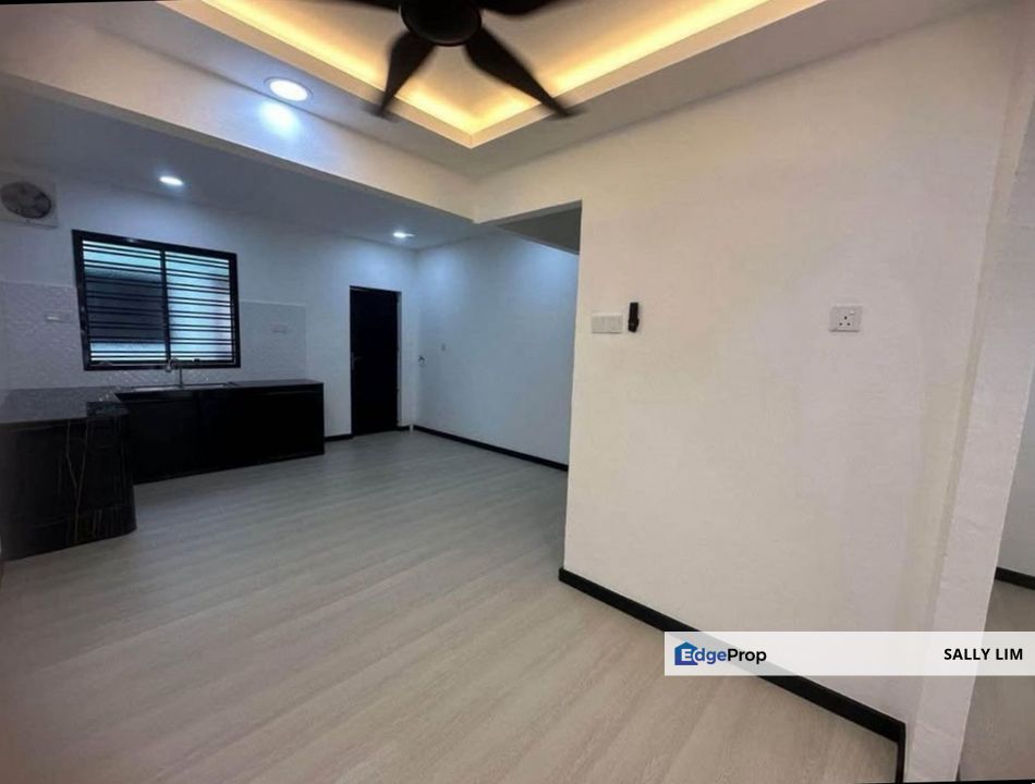 Taman Damai Jaya Skudai Double Storey Low Cost House For Rent, Johor, Skudai