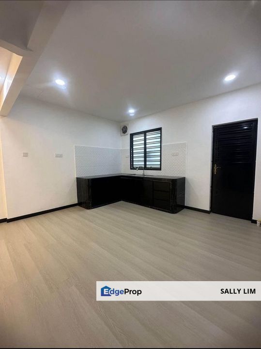 Taman Damai Jaya Skudai Double Storey Low Cost House For Rent, Johor, Skudai