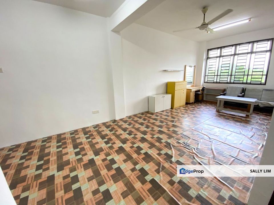 Ehsan Jaya Medium Cost Shop Apartment 2nd Floor For Rent / Block M, Johor, Johor Bahru