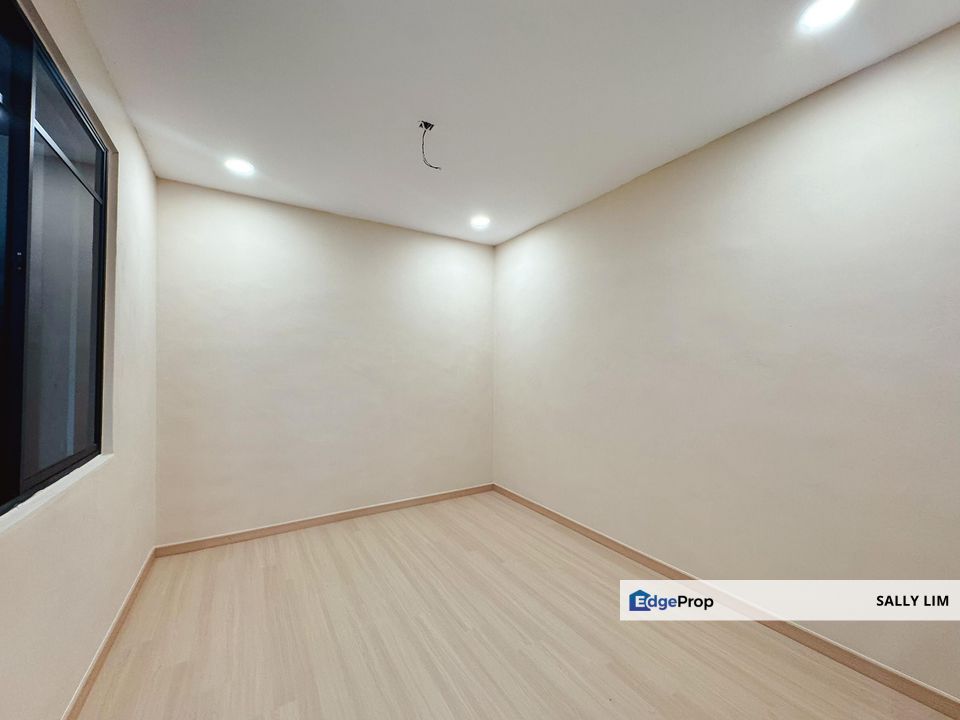 Taman Daya Jalan Nibong 28 Low Cost Flat Fully Renovated Unit, Johor, Johor Bahru