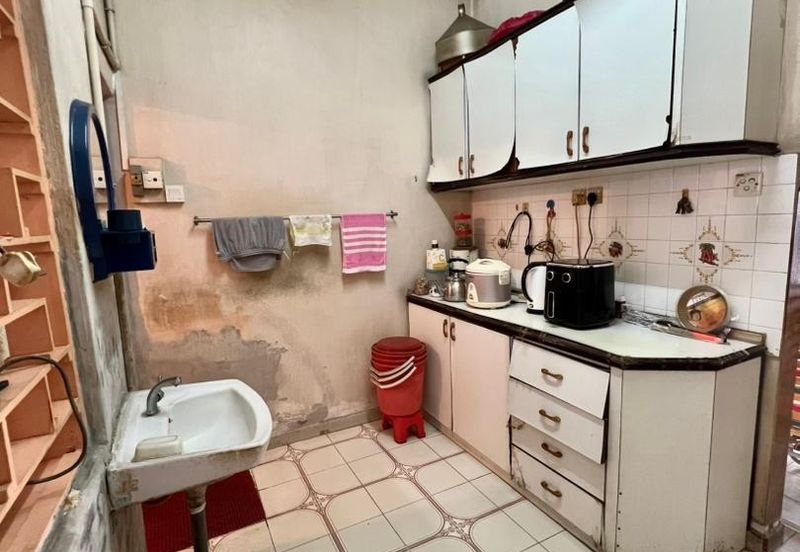 Taman Intan Jalan Baiduri Ulu Tiram Single Storey Low Cost House