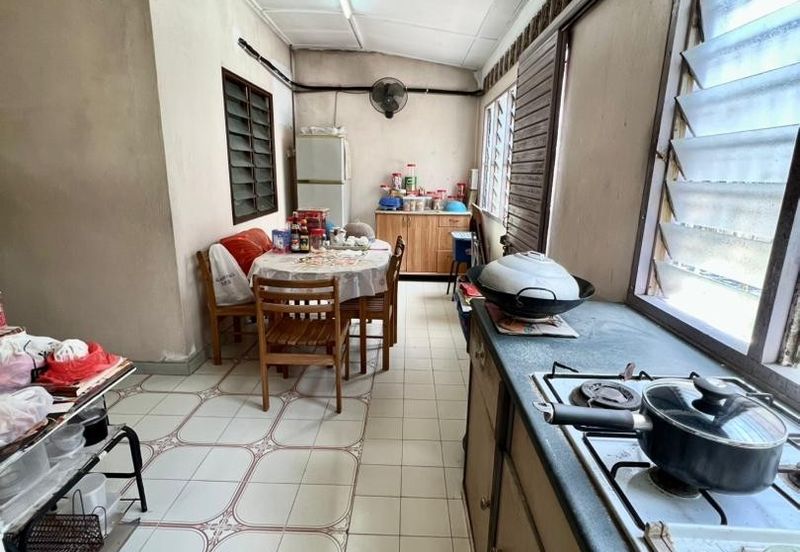 Taman Intan Jalan Baiduri Ulu Tiram Single Storey Low Cost House