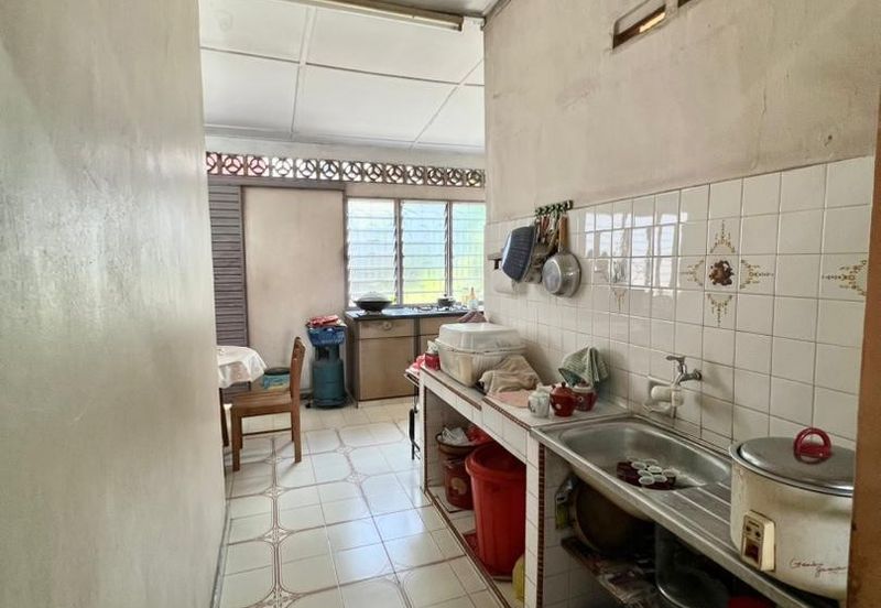 Taman Intan Jalan Baiduri Ulu Tiram Single Storey Low Cost House