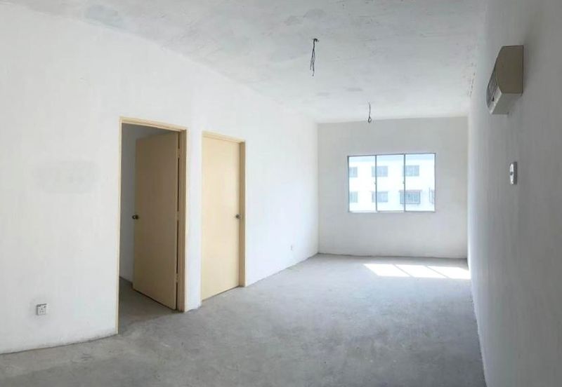 Taman Desa Kempas Flat For Sale