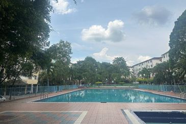 Sri Intan (Bandar Seri Alam)