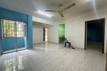 Sri Intan (Bandar Seri Alam)