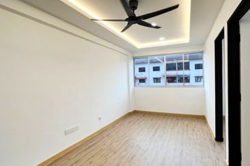 Flat Tasek 64, Bandar Baru Seri Alam