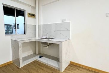 Flat Tasek 64, Bandar Baru Seri Alam