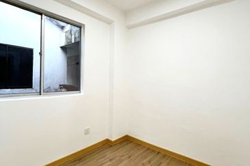 Flat Tasek 64, Bandar Baru Seri Alam