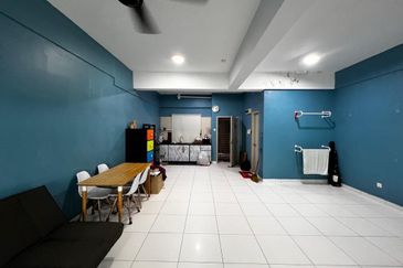 Akademik Suite @ Mount Austin