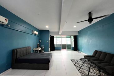 Akademik Suite @ Mount Austin