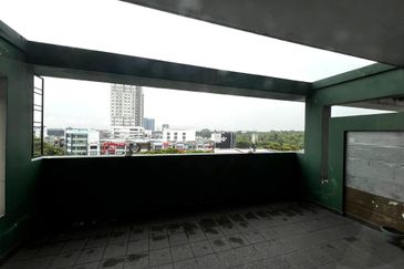 Akademik Suite @ Mount Austin