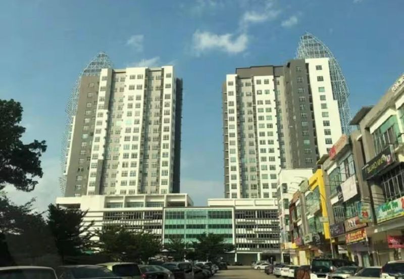 MANHATTAN @ Austin Heights