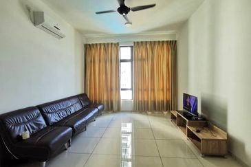 D'Summit Residences @ Kempas Utama