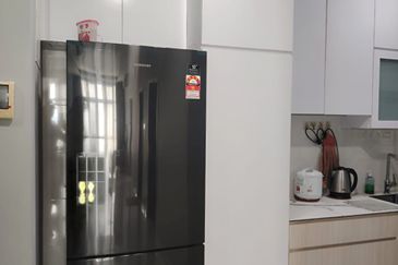 D'Summit Residences @ Kempas Utama