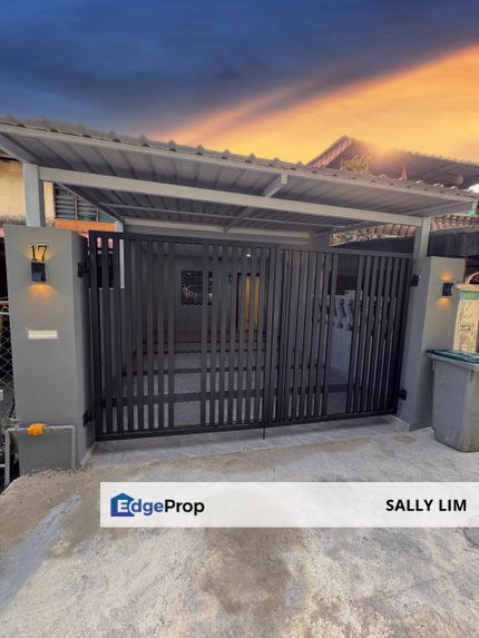 Taman Megah Ria Jalan Bayan Double Storey Low Cost House Unblock View, Johor, Masai