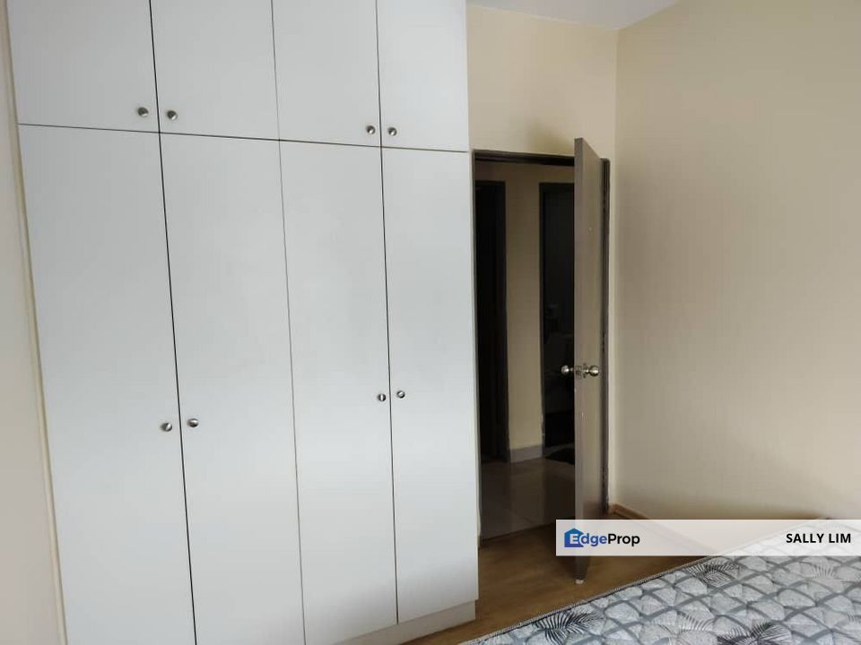 Larkin Heights Apartment 3 Rooms with Fully Furnished For Rent, Johor, Johor Bahru