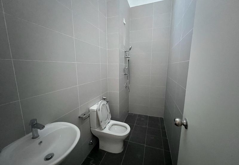 Kaze Hill Home 1 @ Ulu Tiram Double Storey Brand New Unit For Sale