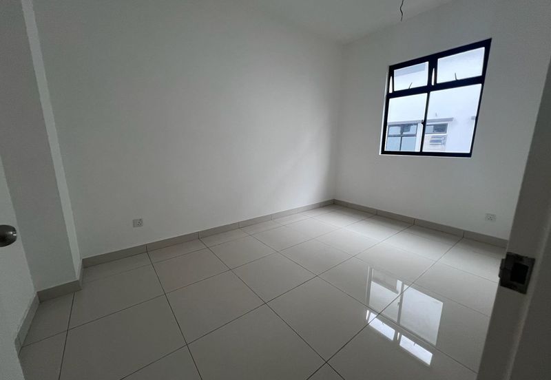 Kaze Hill Home 1 @ Ulu Tiram Double Storey Brand New Unit For Sale