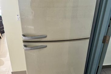 Meridin Bayvue Apartment