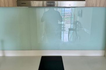 Meridin Bayvue Apartment