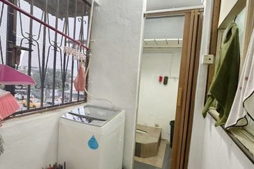 Flat Taman Ungku Tun Aminah