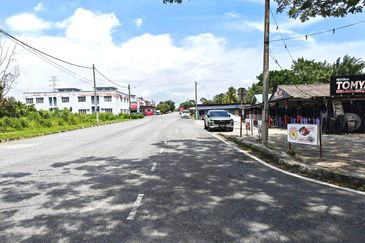 Jalan Kota Tinggi