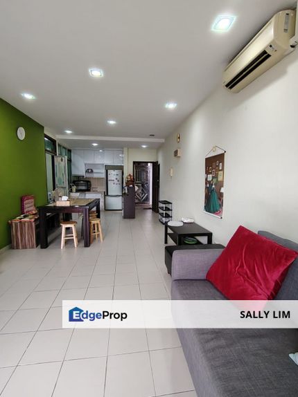 Lake View Suites @ Mount Austin 3 Rooms Unit Unblock Lake View, Johor, Johor Bahru