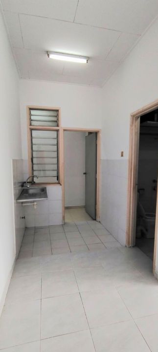 Ehsan Jaya Medium Cost Shop Apartment 2nd Floor For Sale, Johor, Johor Bahru