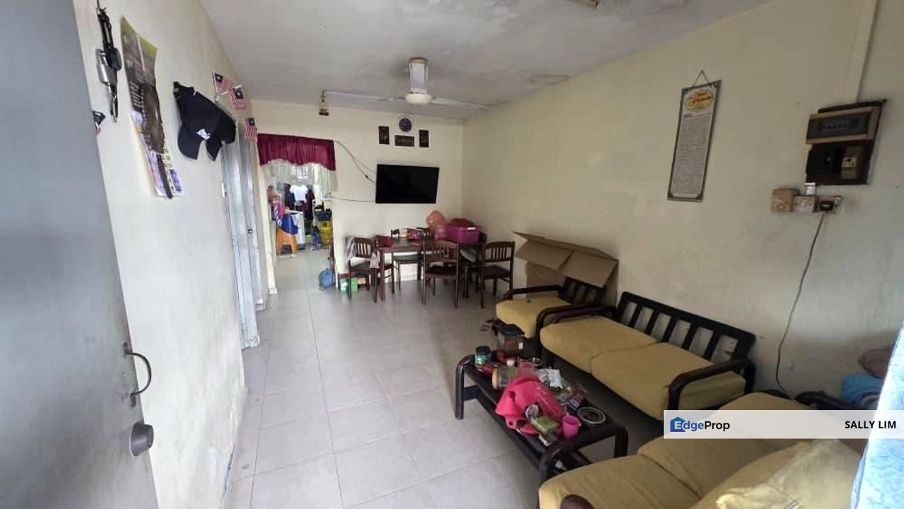 Taman Dahlia Tampoi Single Storey Low Cost House For Sale, Johor, Tampoi