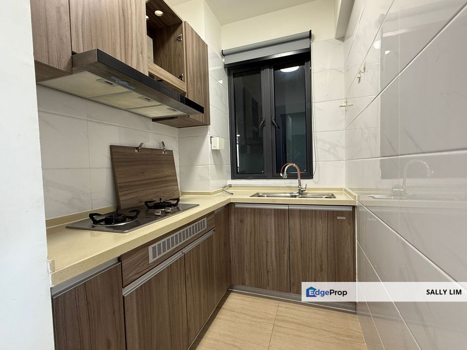 Central Park @ Tampoi 2 Rooms & Partial Furnished For Rent, Johor, Johor Bahru