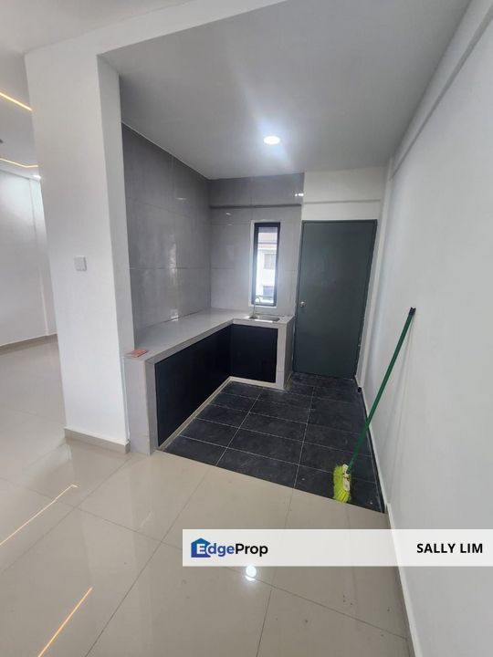 Taman Molek Low Cost Flat Fully Renovated Unit For Sale, Johor, Johor Bahru